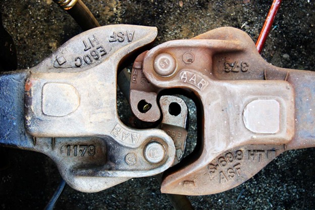 Running Repairs on Freight Cars
